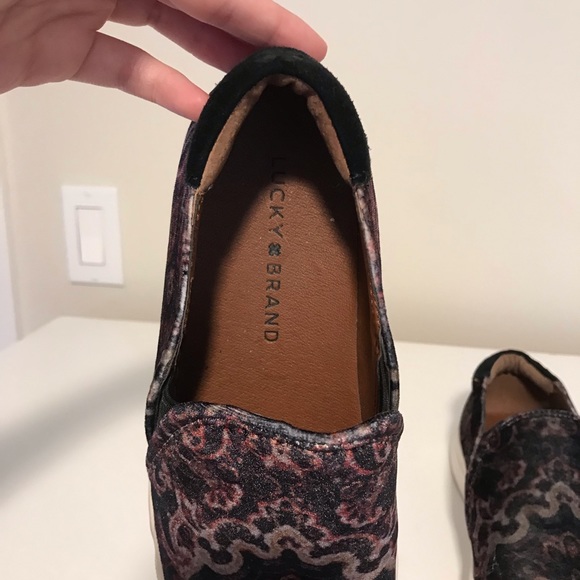 Lucky brand slip on sneakers - Picture 5 of 7
